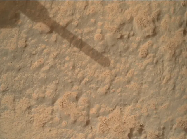Sol 3639: Mars Hand Lens Imager (MAHLI)