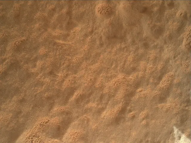 Sol 3639: Mars Hand Lens Imager (MAHLI)