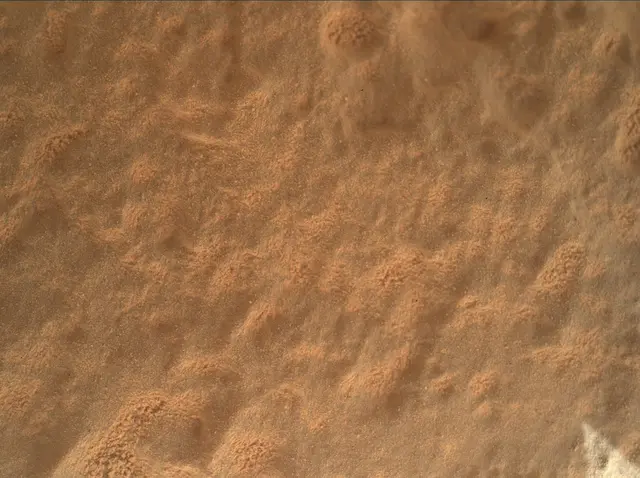 Sol 3639: Mars Hand Lens Imager (MAHLI)