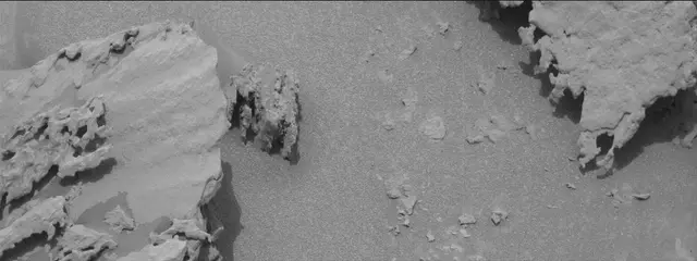 Sol 3640: Mast Camera (Mastcam)
