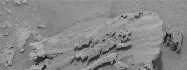 Sol 3640: Mast Camera (Mastcam)
