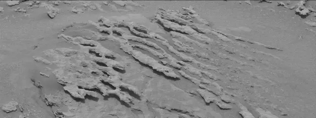 Sol 3640: Mast Camera (Mastcam)