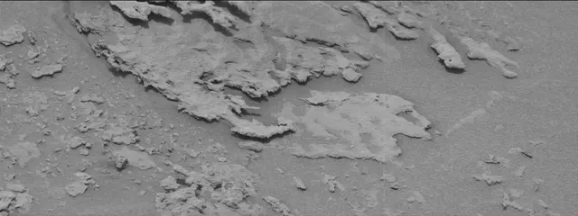 Sol 3640: Mast Camera (Mastcam)