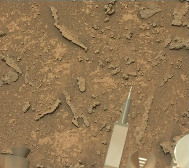 Sol 3640: Mast Camera (Mastcam)