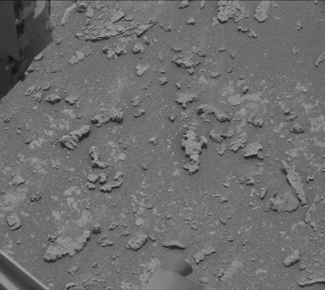 Sol 3640: Mast Camera (Mastcam)