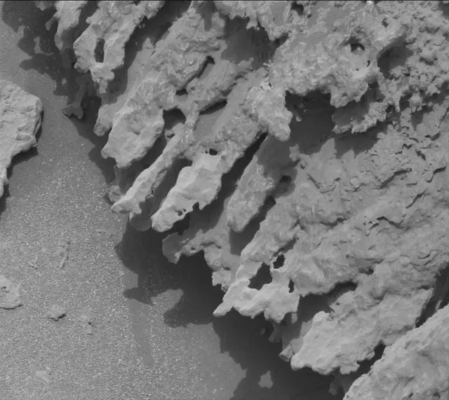 Sol 3640: Mast Camera (Mastcam)