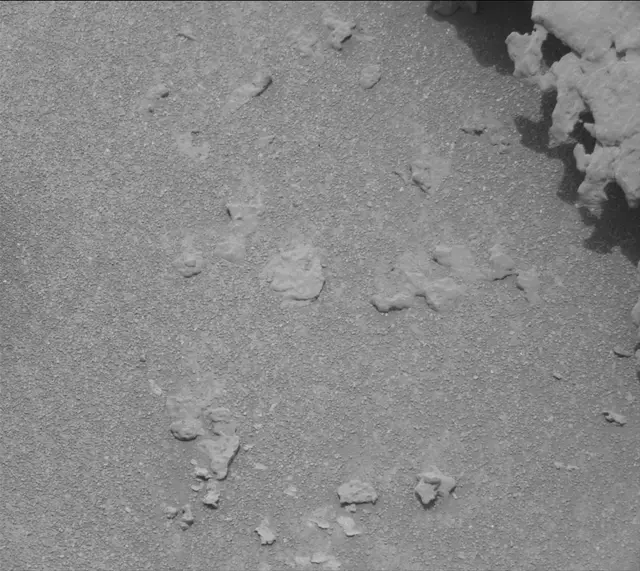 Sol 3640: Mast Camera (Mastcam)