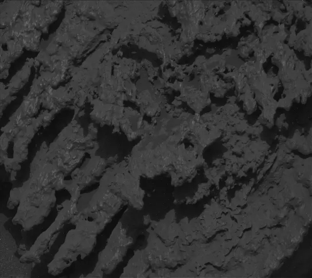 Sol 3640: Mast Camera (Mastcam)