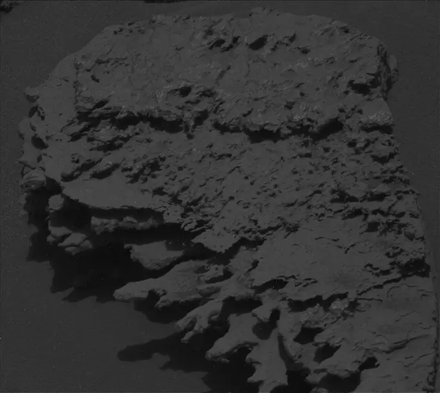 Sol 3640: Mast Camera (Mastcam)