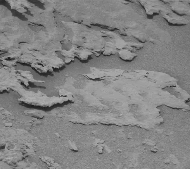 Sol 3640: Mast Camera (Mastcam)