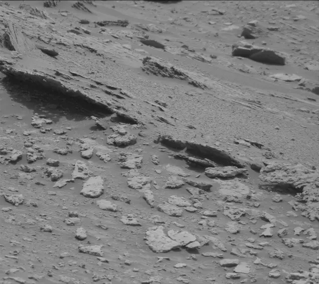 Sol 3640: Mast Camera (Mastcam)