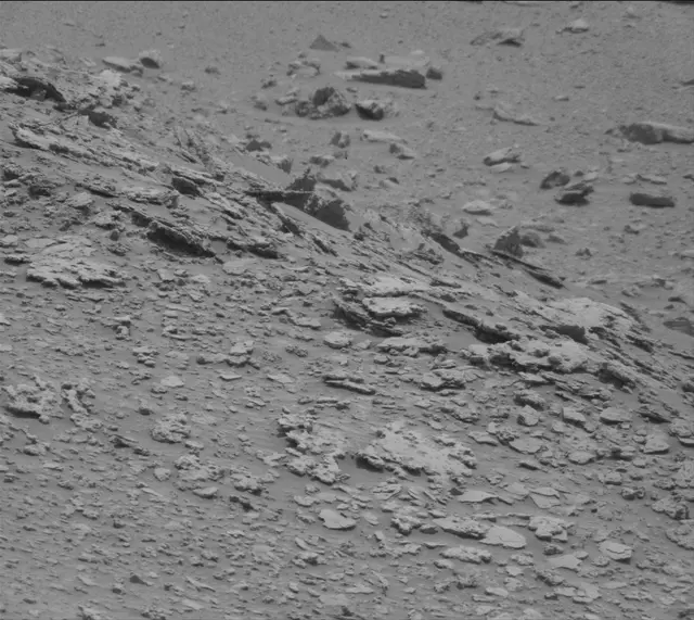 Sol 3640: Mast Camera (Mastcam)