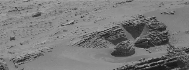 Sol 3641: Mast Camera (Mastcam)