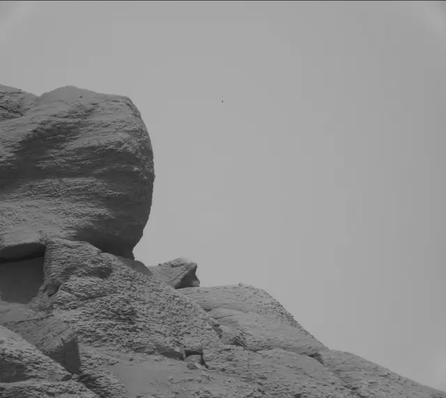 Sol 3641: Mast Camera (Mastcam)