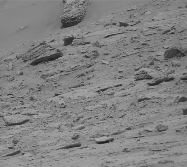 Sol 3641: Mast Camera (Mastcam)