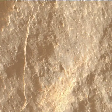 Sol 3641: Mars Hand Lens Imager (MAHLI)