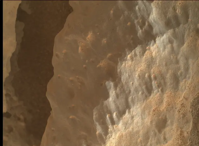 Sol 3641: Mars Hand Lens Imager (MAHLI)