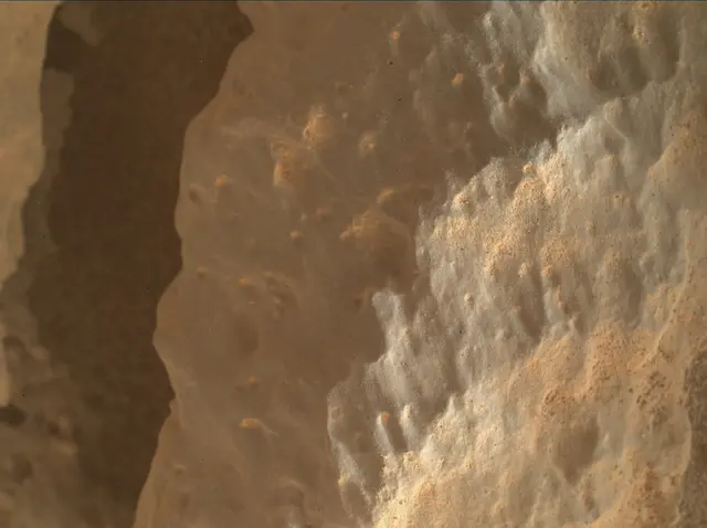 Sol 3641: Mars Hand Lens Imager (MAHLI)