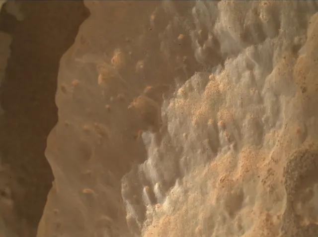Sol 3641: Mars Hand Lens Imager (MAHLI)