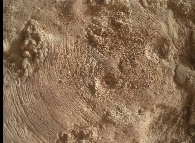 Sol 3641: Mars Hand Lens Imager (MAHLI)