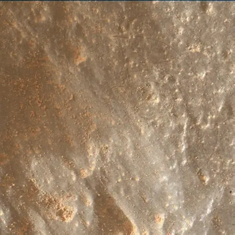 Sol 3641: Mars Hand Lens Imager (MAHLI)