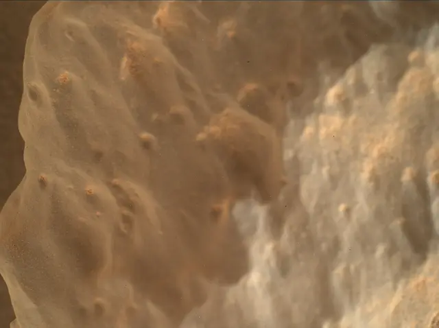 Sol 3641: Mars Hand Lens Imager (MAHLI)