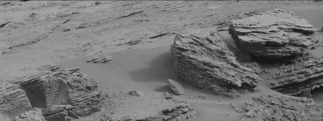 Sol 3642: Mast Camera (Mastcam)