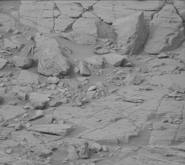 Sol 3642: Mast Camera (Mastcam)