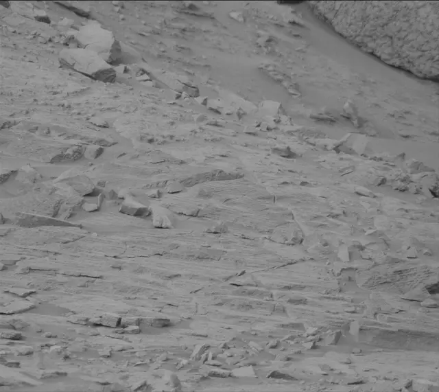 Sol 3642: Mast Camera (Mastcam)