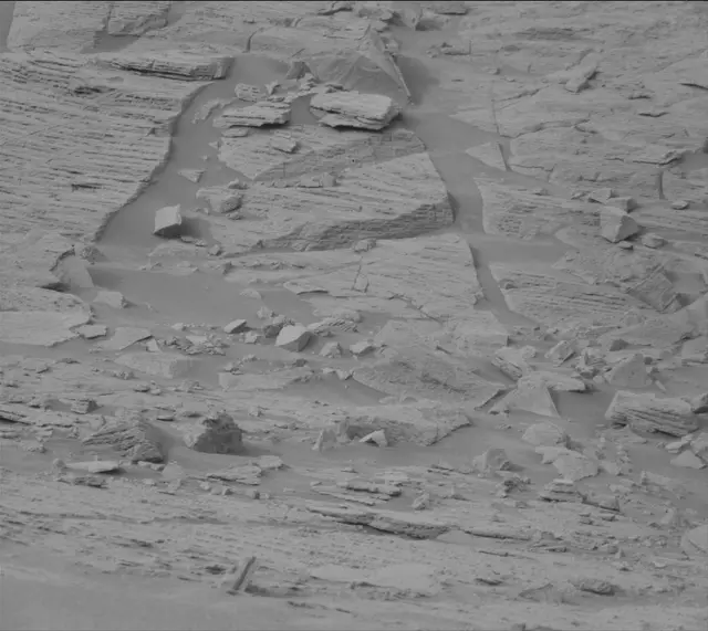 Sol 3642: Mast Camera (Mastcam)