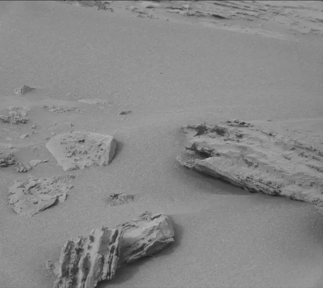 Sol 3642: Mast Camera (Mastcam)