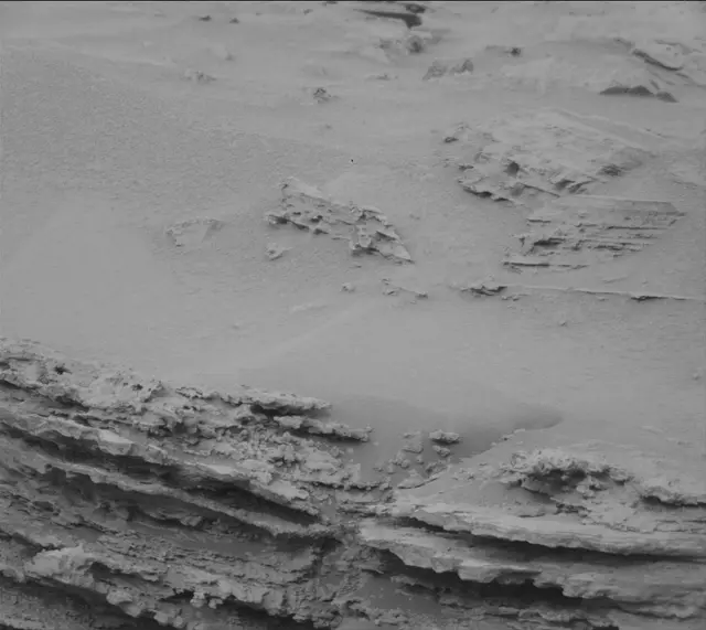 Sol 3642: Mast Camera (Mastcam)