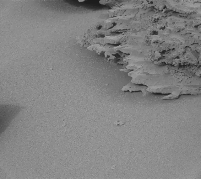 Sol 3642: Mast Camera (Mastcam)
