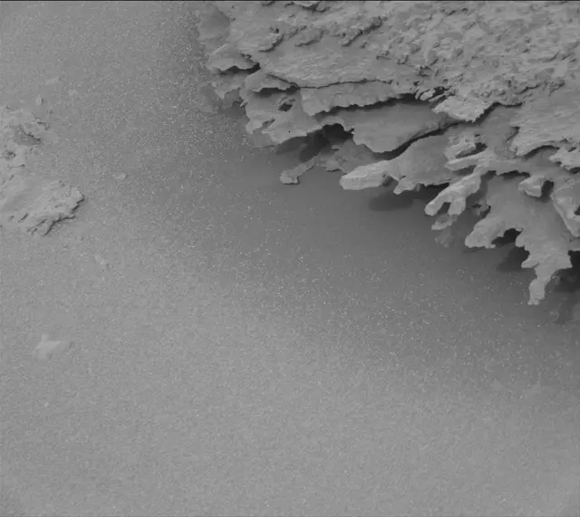 Sol 3642: Mast Camera (Mastcam)