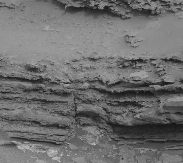 Sol 3642: Mast Camera (Mastcam)