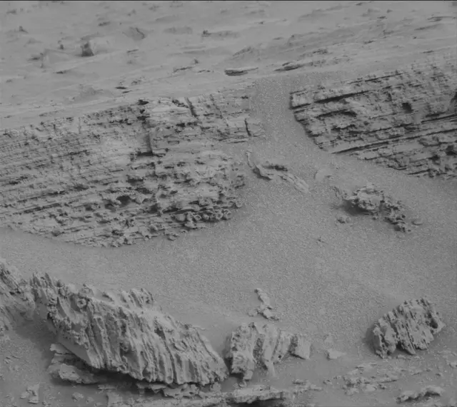 Sol 3642: Mast Camera (Mastcam)
