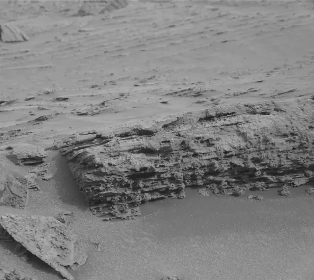 Sol 3642: Mast Camera (Mastcam)