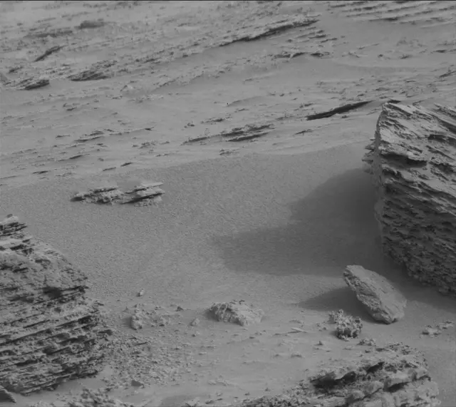 Sol 3642: Mast Camera (Mastcam)