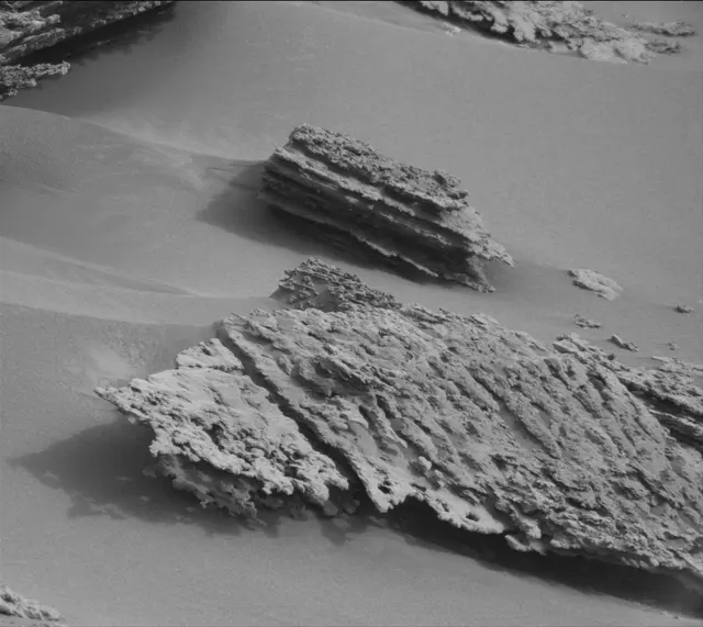 Sol 3642: Mast Camera (Mastcam)