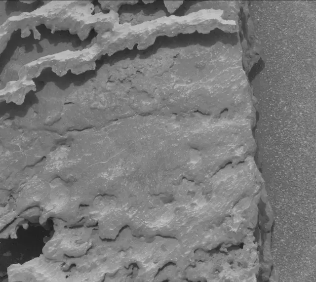 Sol 3642: Mast Camera (Mastcam)