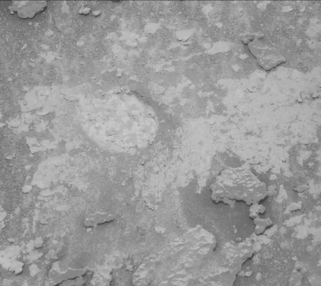 Sol 3642: Mast Camera (Mastcam)