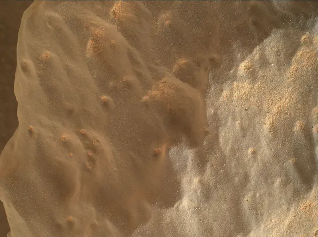 Sol 3642: Mars Hand Lens Imager (MAHLI)