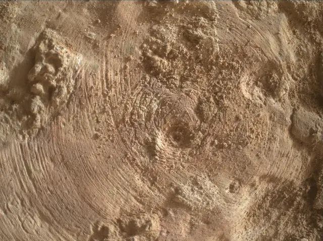 Sol 3642: Mars Hand Lens Imager (MAHLI)