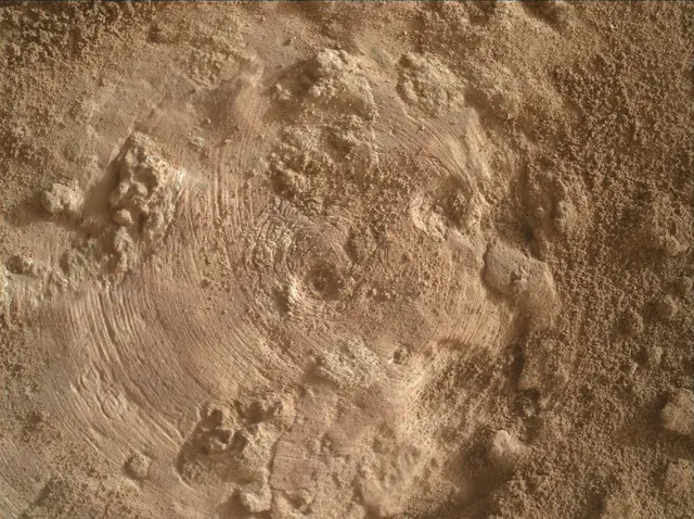 Sol 3642: Mars Hand Lens Imager (MAHLI)