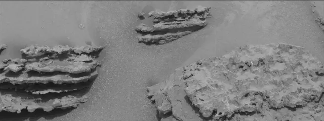 Sol 3643: Mast Camera (Mastcam)
