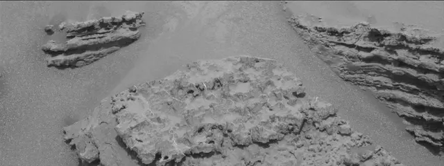 Sol 3643: Mast Camera (Mastcam)