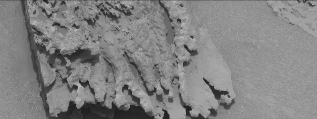 Sol 3643: Mast Camera (Mastcam)