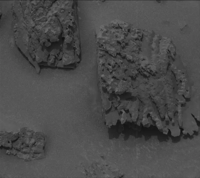 Sol 3643: Mast Camera (Mastcam)