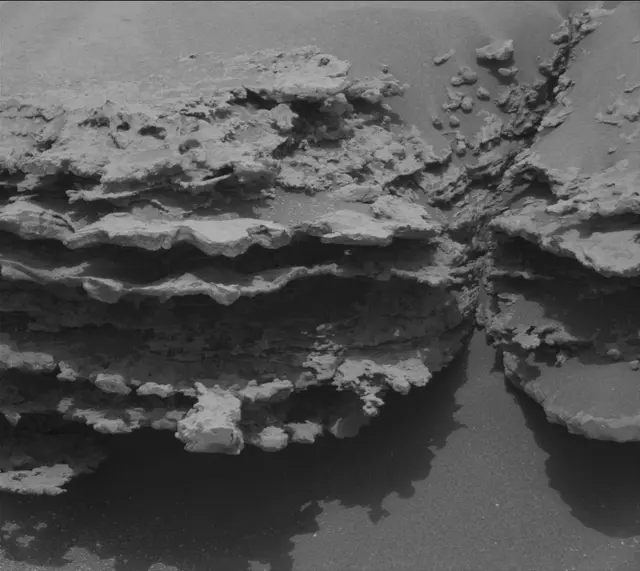 Sol 3643: Mast Camera (Mastcam)