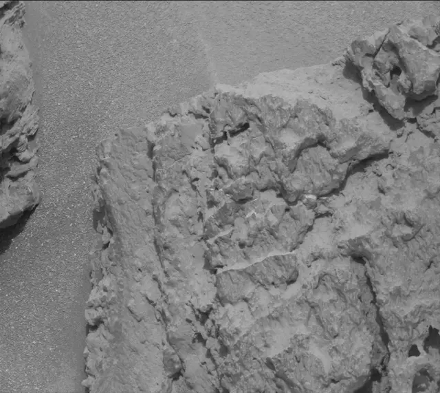 Sol 3643: Mast Camera (Mastcam)